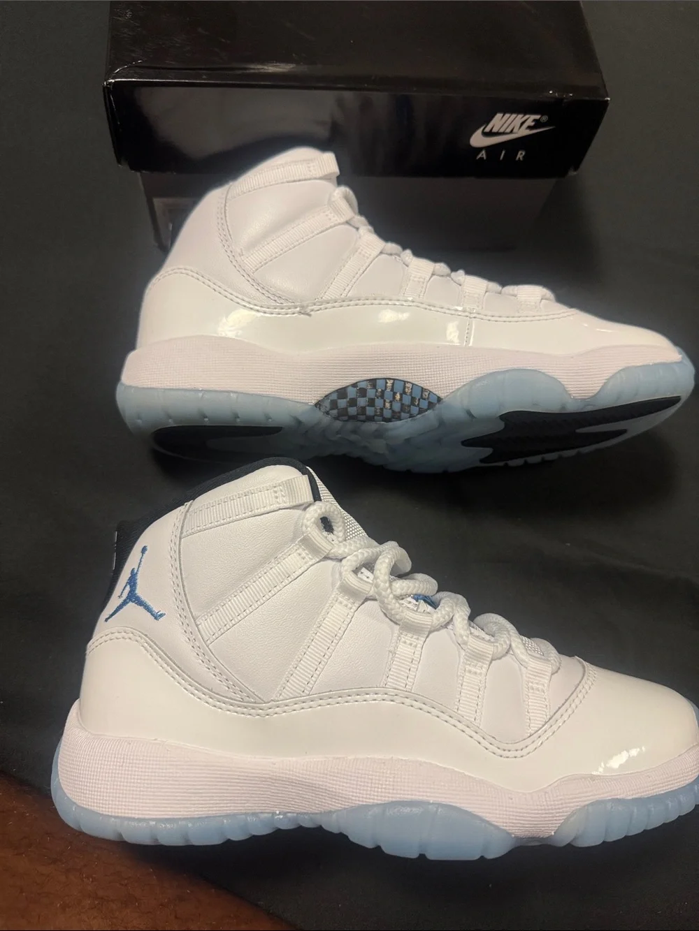 Air Jordan 11 GS Legend blue/Columbia High-Top Sneakers - Brand New